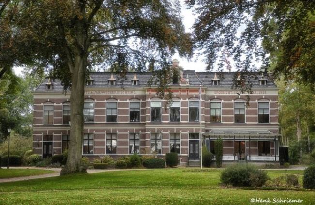 hoofdgebouw van de Julia Jan Wouters Stichting